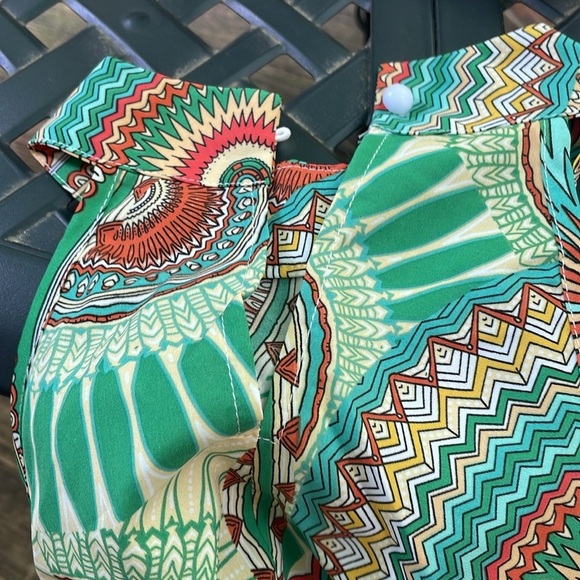 Small Green Retro Print Halter Dress - Picture 6 of 13